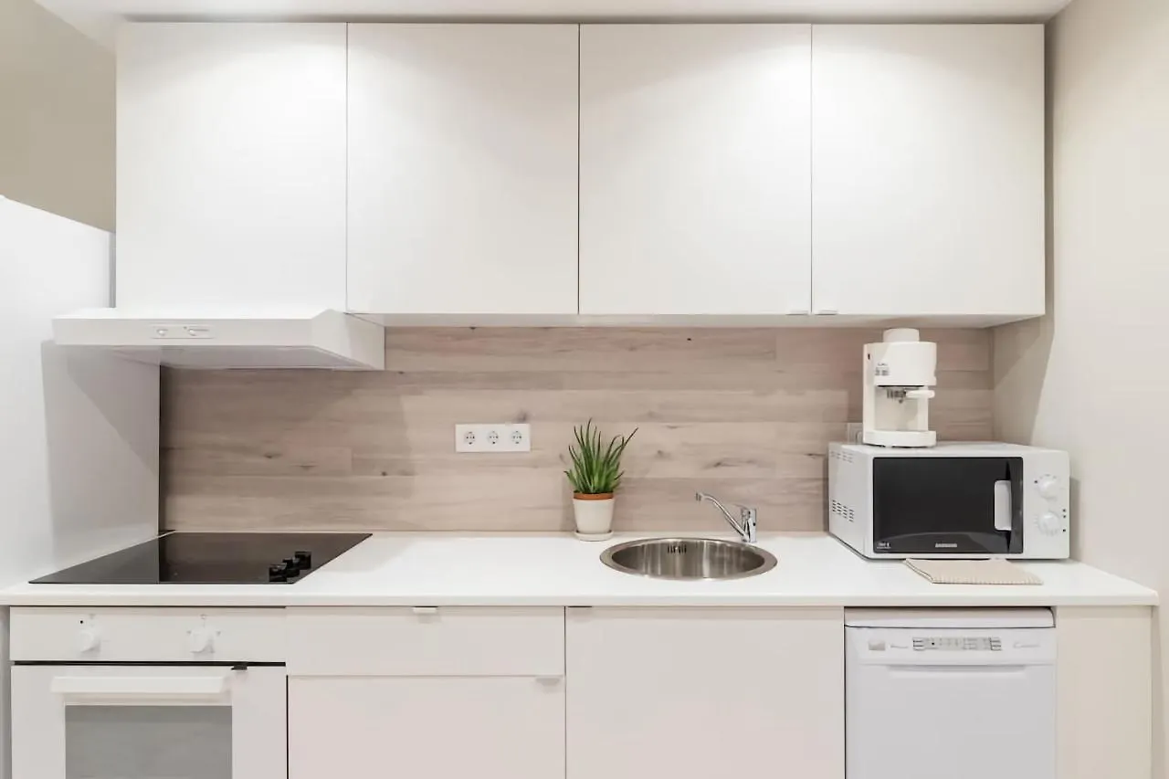 Akacfa 62 Dowtown 2Br Wifi+Ac Apartment Budapest