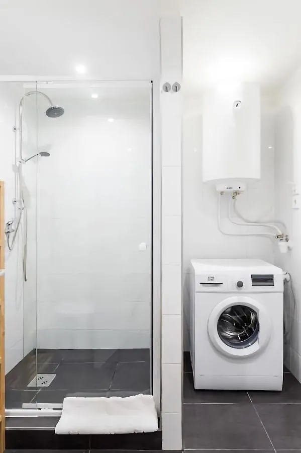 Akacfa 62 Dowtown 2Br Wifi+Ac Apartment Budapest