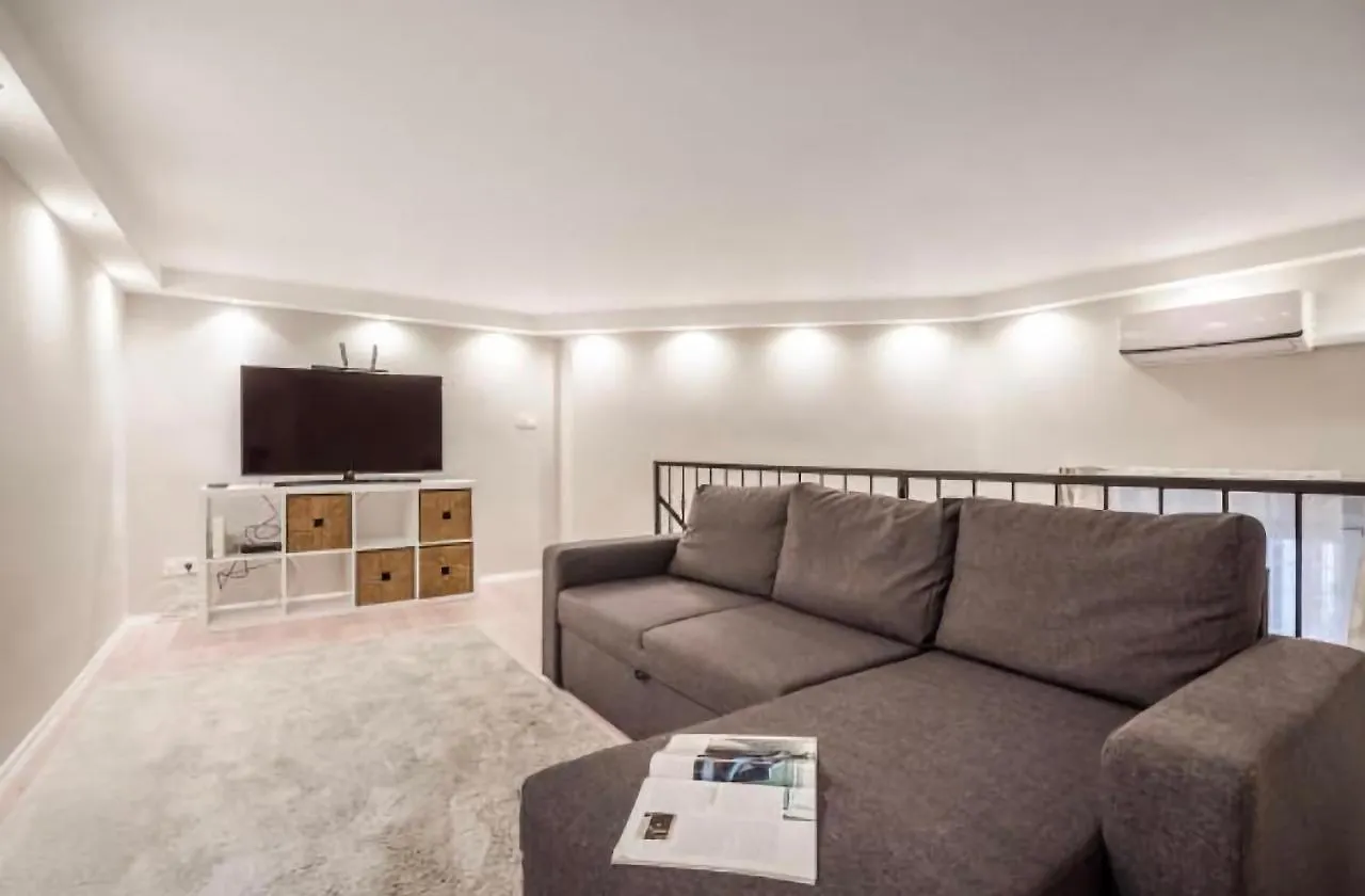 Akacfa 62 Dowtown 2Br Wifi+Ac Apartment Budapest Hungary