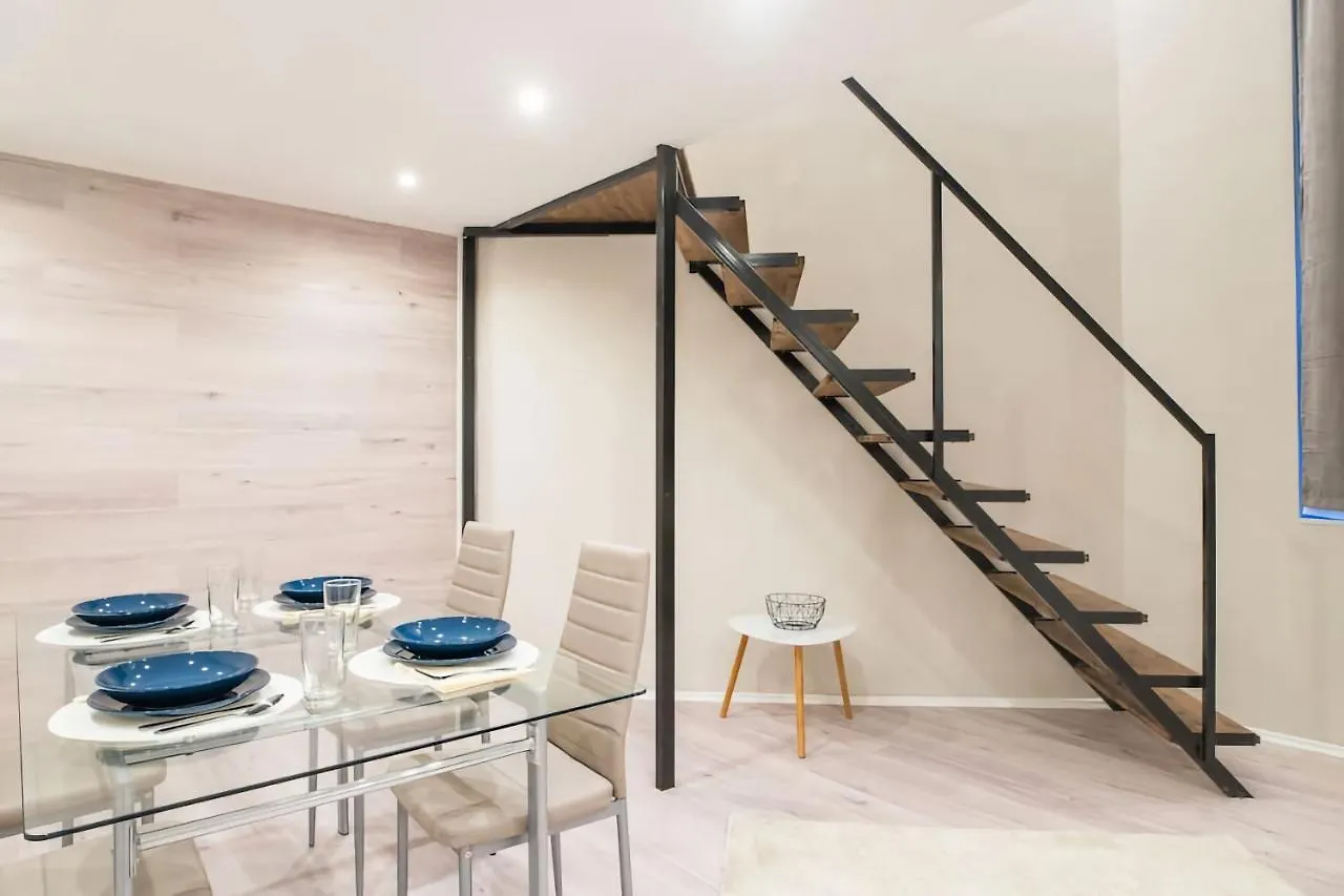 Akacfa 62 Dowtown 2Br Wifi+Ac Apartment Budapest